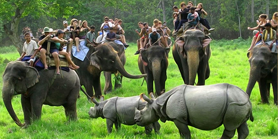 GUWAHATI – SHILLONG – CHERRAPUNJEE – KAZIRANGA – BOMDILA – TAWANG – DIRANG – GUWAHATI